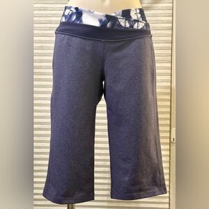 lululemon athletica Blue Cropped Leggings with Patterned Waistband